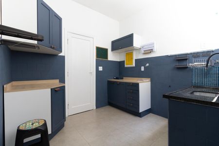 Apartamento à venda com 129m², 2 quartos e 1 vaga Apartamento à venda com 129m², 2 quartos e 1 vagaCozinha