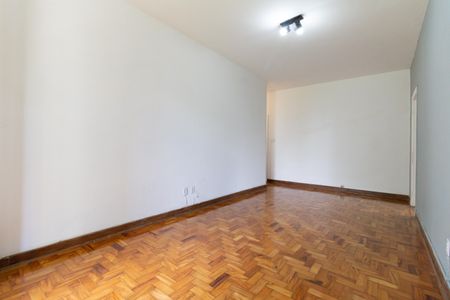 Apartamento à venda com 129m², 2 quartos e 1 vaga Apartamento à venda com 129m², 2 quartos e 1 vagaSala