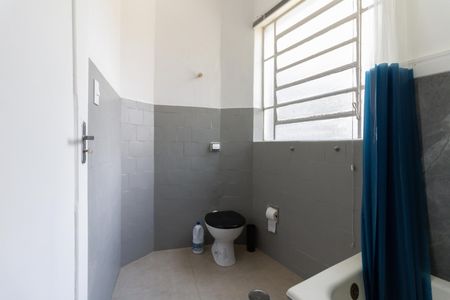 Apartamento à venda com 129m², 2 quartos e 1 vaga Apartamento à venda com 129m², 2 quartos e 1 vagaBanheiro
