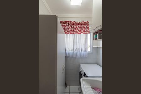 Apartamento à venda com 50m², 2 quartos e 1 vaga Apartamento à venda com 50m², 2 quartos e 1 vagaCozinha e Área de Serviço