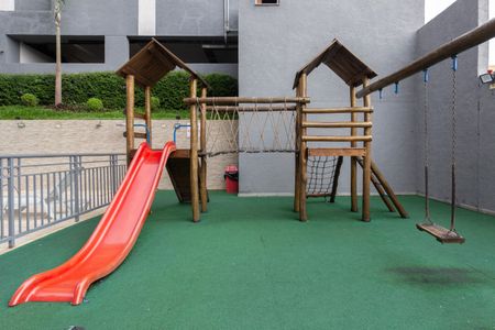 Apartamento à venda com 50m², 2 quartos e 1 vaga Apartamento à venda com 50m², 2 quartos e 1 vagaÁrea Comum - Playground