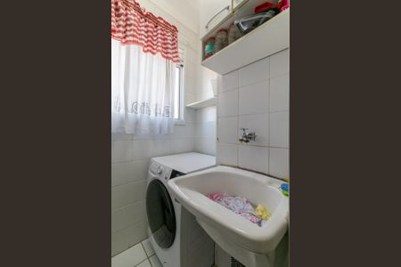 Apartamento à venda com 50m², 2 quartos e 1 vaga Apartamento à venda com 50m², 2 quartos e 1 vagaCozinha e Área de Serviço