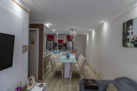 Sala de apartamento à venda com 2 quartos, 50m² em Vila Carmosina, São Paulo