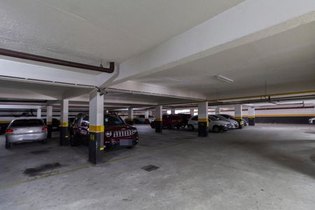 Apartamento à venda com 50m², 2 quartos e 1 vaga Apartamento à venda com 50m², 2 quartos e 1 vagaÁrea Comum - Garagem