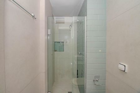 Apartamento à venda com 211m², 3 quartos e 2 vagasBanheiro Social