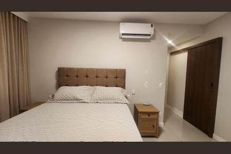 Apartamento para alugar com 70m², 2 quartos e 1 vagaSuíte