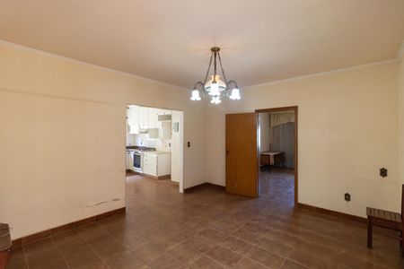 Casa à venda com 222m², 5 quartos e 5 vagasSala de Jantar