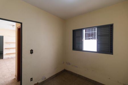 Casa à venda com 222m², 5 quartos e 5 vagasQuarto 02 da Edícula