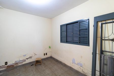 Casa à venda com 222m², 5 quartos e 5 vagasQuarto 01 da Edícula