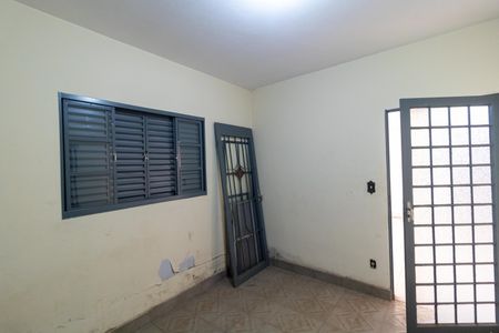 Casa à venda com 222m², 5 quartos e 5 vagasQuarto 01 da Edícula