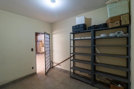 Casa à venda com 222m², 5 quartos e 5 vagasQuarto 01 da Edícula