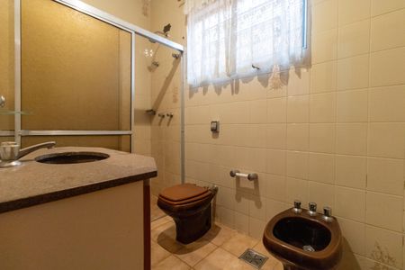 Casa à venda com 222m², 5 quartos e 5 vagasBanheiro