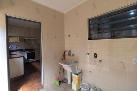 Casa à venda com 222m², 5 quartos e 5 vagasÁrea de serviço 01