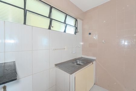 Apartamento para alugar com 54m², 2 quartos e sem vaga Apartamento para alugar com 54m², 2 quartos e sem vagaCozinha e Área de Serviço