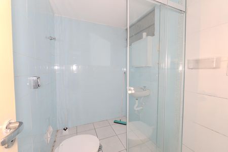 Apartamento para alugar com 54m², 2 quartos e sem vaga Apartamento para alugar com 54m², 2 quartos e sem vagaBanheiro