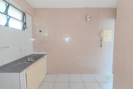 Apartamento para alugar com 54m², 2 quartos e sem vaga Apartamento para alugar com 54m², 2 quartos e sem vagaCozinha e Área de Serviço