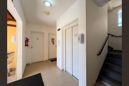 Apartamento para alugar com 70m², 3 quartos e 1 vagaHall social