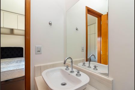 Banheiro da Suíte de casa para alugar com 3 quartos, 98m² em Santana, São Paulo