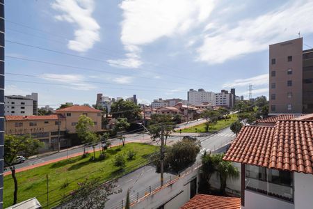 Apartamento à venda com 178m², 3 quartos e 2 vagas Apartamento à venda com 178m², 3 quartos e 2 vagasQuarto 2 - Vista