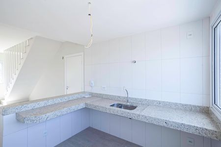 Apartamento à venda com 178m², 3 quartos e 2 vagas Apartamento à venda com 178m², 3 quartos e 2 vagasCozinha