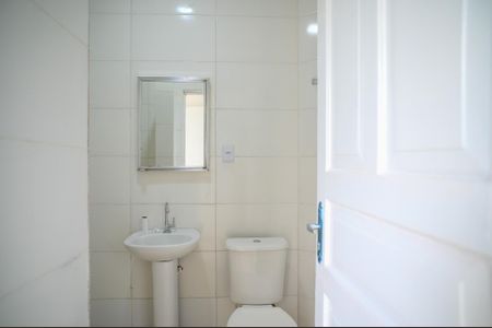 Casa para alugar com 150m², 3 quartos e 1 vaga Casa para alugar com 150m², 3 quartos e 1 vagaBanheiro Social