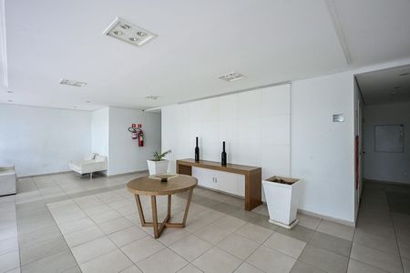 Apartamento à venda com 62m², 2 quartos e 1 vagaHall Social