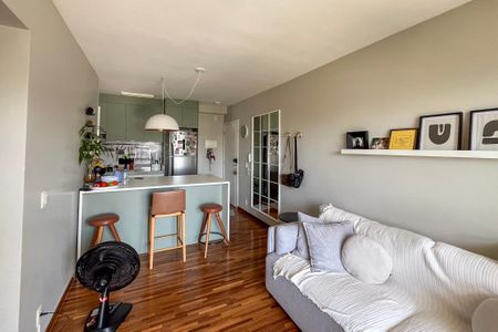 Sala de apartamento para alugar com 3 quartos, 63m² em Jardim Celeste, São Paulo