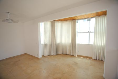 Apartamento para alugar com 220m², 3 quartos e 2 vagasCobertura