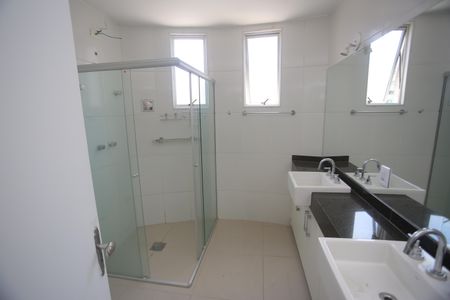 Apartamento para alugar com 220m², 3 quartos e 2 vagasSuite 3