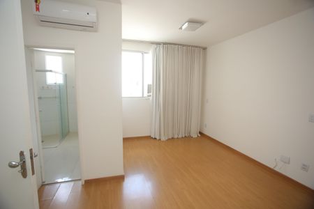 Apartamento para alugar com 220m², 3 quartos e 2 vagasSuite 3