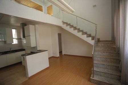 Apartamento para alugar com 220m², 3 quartos e 2 vagasSala