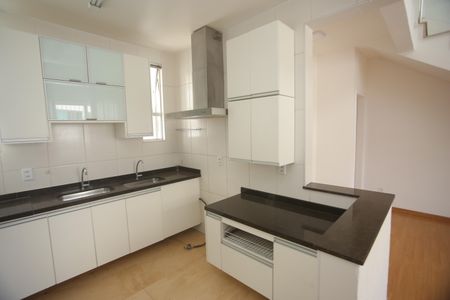 Apartamento para alugar com 220m², 3 quartos e 2 vagasCozinha