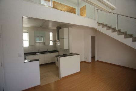 Apartamento para alugar com 220m², 3 quartos e 2 vagasSala