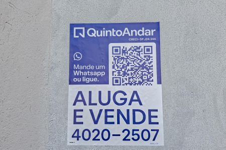 Casa à venda com 750m², 6 quartos e 8 vagasPlaquinha
