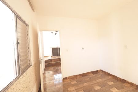 Quarto de casa para alugar com 2 quartos, 49m² em Vila Vianelo, Jundiaí