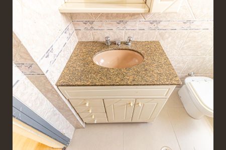 Apartamento à venda com 180m², 3 quartos e 1 vagaBanheiro