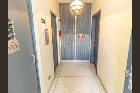Apartamento à venda com 180m², 3 quartos e 1 vagaHall privativo