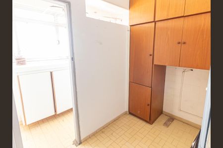 Apartamento à venda com 180m², 3 quartos e 1 vagaQuarto de Serviço