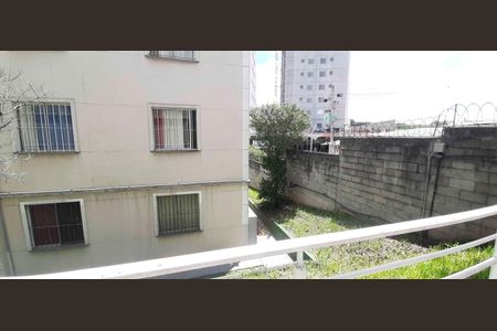 Apartamento à venda com 42m², 2 quartos e 1 vaga Apartamento à venda com 42m², 2 quartos e 1 vagaVista do Quarto 2