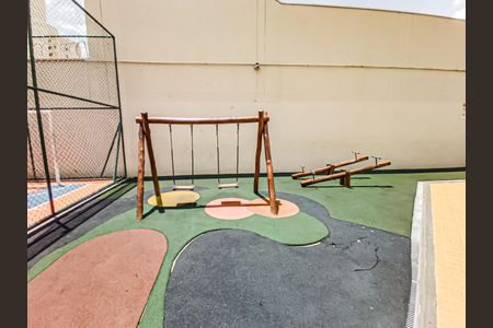Apartamento à venda com 73m², 3 quartos e 2 vagasÁrea comum - Playground