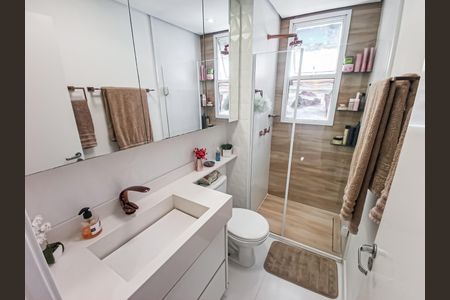 Apartamento à venda com 73m², 3 quartos e 2 vagasBanheiro da Suíte