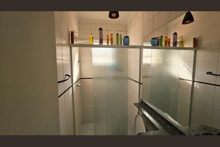 Casa de condomínio à venda com 85m², 3 quartos e 2 vagas Casa de condomínio à venda com 85m², 3 quartos e 2 vagasBanheiro da Suíte