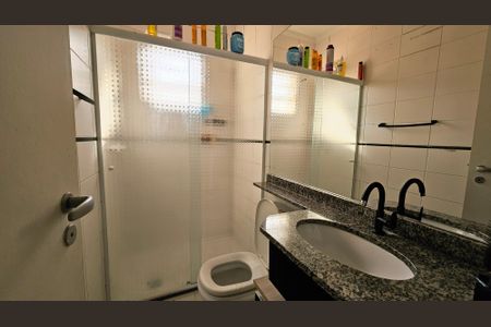 Casa de condomínio à venda com 85m², 3 quartos e 2 vagas Casa de condomínio à venda com 85m², 3 quartos e 2 vagasBanheiro da Suíte