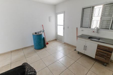 Sala de casa para alugar com 1 quarto, 55m² em Jardim Maria Rosa, São Paulo