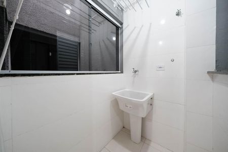 Sala/Cozinha de apartamento para alugar com 1 quarto, 37m² em Vila Dalila, São Paulo