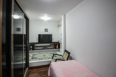 Casa para alugar com 510m², 4 quartos e 1 vaga Casa para alugar com 510m², 4 quartos e 1 vagaQuarto 2