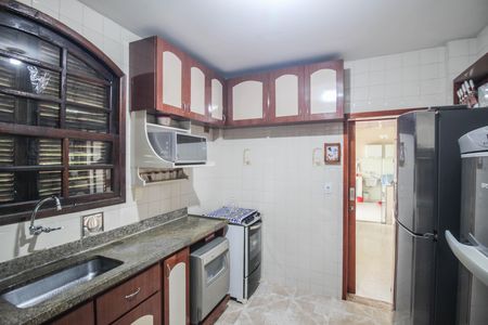 Cozinha de casa para alugar com 4 quartos, 510m² em Miguel Couto, Nova Iguaçu