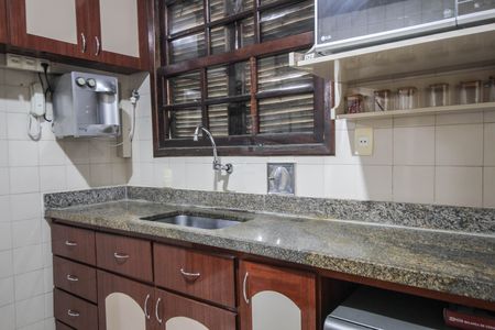 Casa para alugar com 510m², 4 quartos e 1 vaga Casa para alugar com 510m², 4 quartos e 1 vagaCozinha