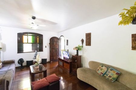 Casa para alugar com 400m², 5 quartos e 4 vagasSala