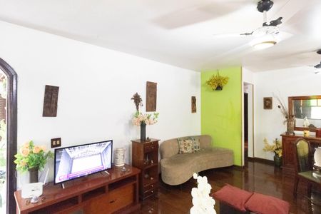 Casa para alugar com 400m², 5 quartos e 4 vagasSala